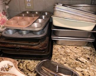 Large collection of bakeware