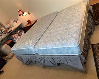 #3 2 Twin Bed Mattress/Boxsprings Set - Spring Air Back Supported Perfection United Firm w/hollywood Frame $150.00