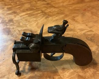 #67 Dunhill Tinder Pistol Table Lighter for Cigars and cigarettes $75.00