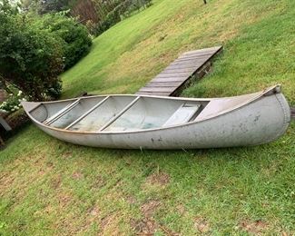 #73 Monarch Aluminum Canoe w/2 seats - 200" Long - capacity is 675 pounds $275.00