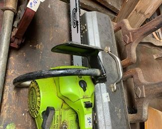 #76 Poulan Super 250A Chainsaw 16" - Gas Powered $24.00