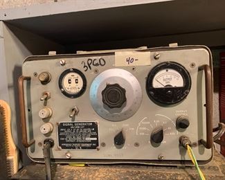 #86 Signal Generator AN-URM-127 $40.00