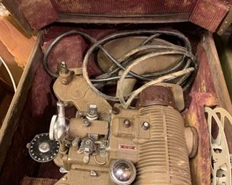 #91 Vtg. Filmo-Master Movie Projector (in case) $60.00