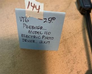 #144 Vtg. Permier Model 110 Electric Photo Dryer 12x17 $25.00
