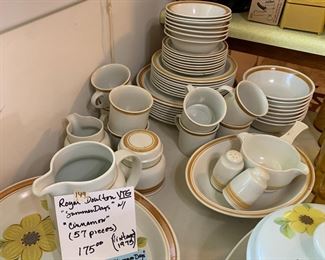 #149 Royal Doulton Vtg. "Summer Days" "Cinnamon" (57 pcsl) $175.00