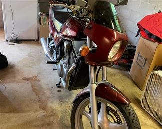 #171 Suzuki VX800 Motorcycle (not currently running) 17,457 Miles 1990 $1,500.00