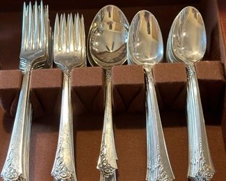 Damask Rose by Oneida Sterling SILVER Flatware Set
