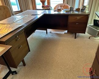 MCM Corner Office Desk