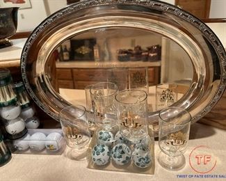 OAK HILLS Country Club Glasses and Tray