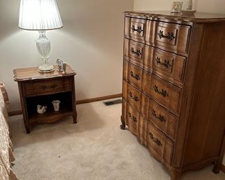 Vintage COLE FURNITURE (Des Moines, IA) Bedroom Set