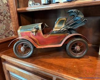 20" Ford Model T Torpedo Roadster Model Car