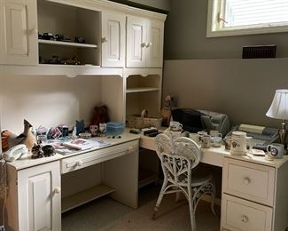 USA made Riverside nice wall desk unit