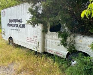  FORD BOX TRUCK FOR PARTS/REPAIR