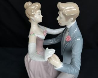 Lladro #1372 Anniversary Dancing Couple