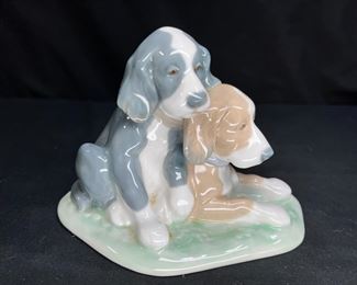 Nao by Lladro #1046 2 Spaniel Puppies
