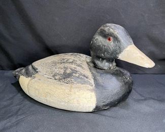 Vintage Animal Trap Co. Wooden Duck Decoy