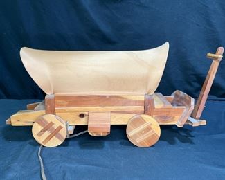 VTG Wooden Covered Wagon Lamp