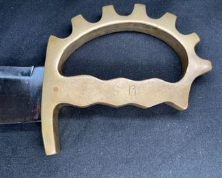 WWII 1st Battalion Ranger Knife & Knuckle Duster