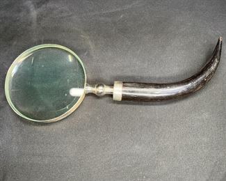 VTG Horn Shaped Magnifying Glass