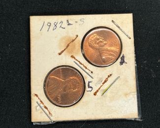 Six 1982 Copper Pennies Large & Small Date