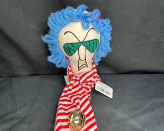 VTG Maxine Xmas Scarf Door Hanger