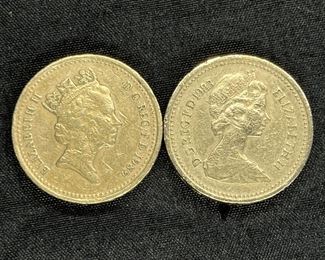 2 Queen Elizabeth II One Pound Coins