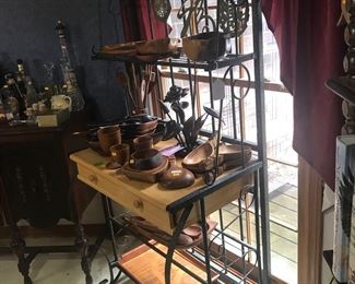 Baker's rack and carved wooden bowls, etc