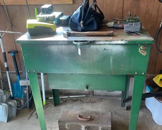 Parts washer
