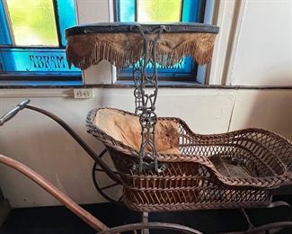 Victorian Antique Wicker Baby Carriage Pic 4