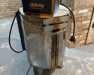 Kiln with temperature controls