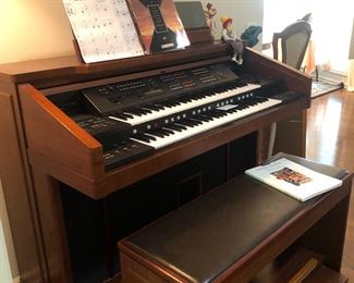Free Organ
Available for early pick up.