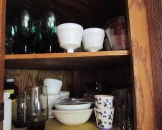 Lots of kitchen!! More than we have space for!!