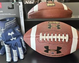 Under Armour Football & Gloves
