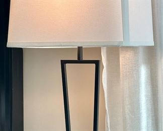 (2) Lamps with Charging Station