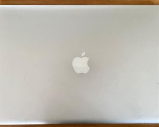 Apple MacBook Model No: A1286