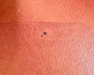 please note the mark