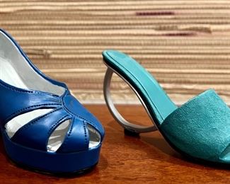 Item 75: (2) Just the Right Shoe by Raine Miniature Shoes - 2.5": $18/Pair