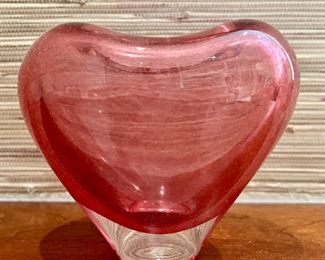 Item 85: Art Glass Heart Vase - 5": $95