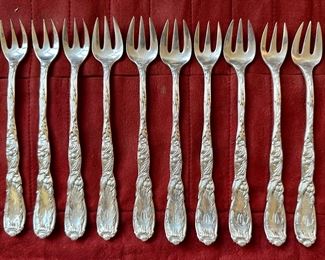 Item 7: (12) Tiffany & Co. Chrysanthemum Oyster Forks: $500