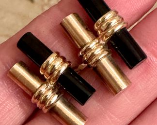 Item 249: 14K & Onyx Cufflinks: $645