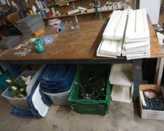 tubs, Christmas lights, table 