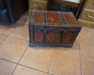 decorative trunk