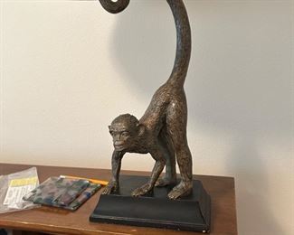 Set of 2 monkey lamps