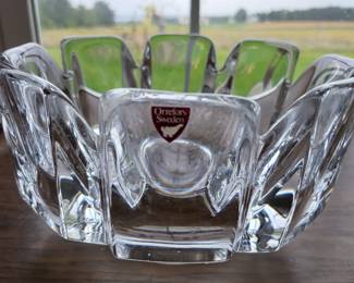 Orrefors Sweden Corona Bowl