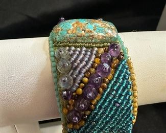 T092 Patricia Keene Beaded Cuff