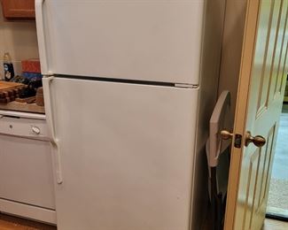 GE refrigerator