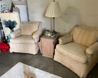 Matching chairs, end table and lamp. 