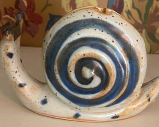 Pottery Snail Tape Dispenser