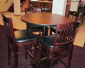 Pub table & chairs
