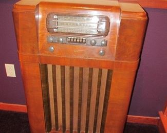 Vintage Airline radio